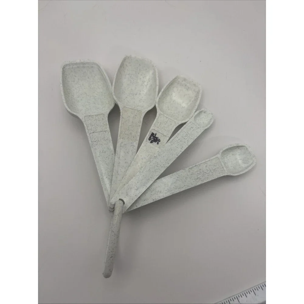 Vintage Tupperware White Speckled Measuring Spoons Set of 5